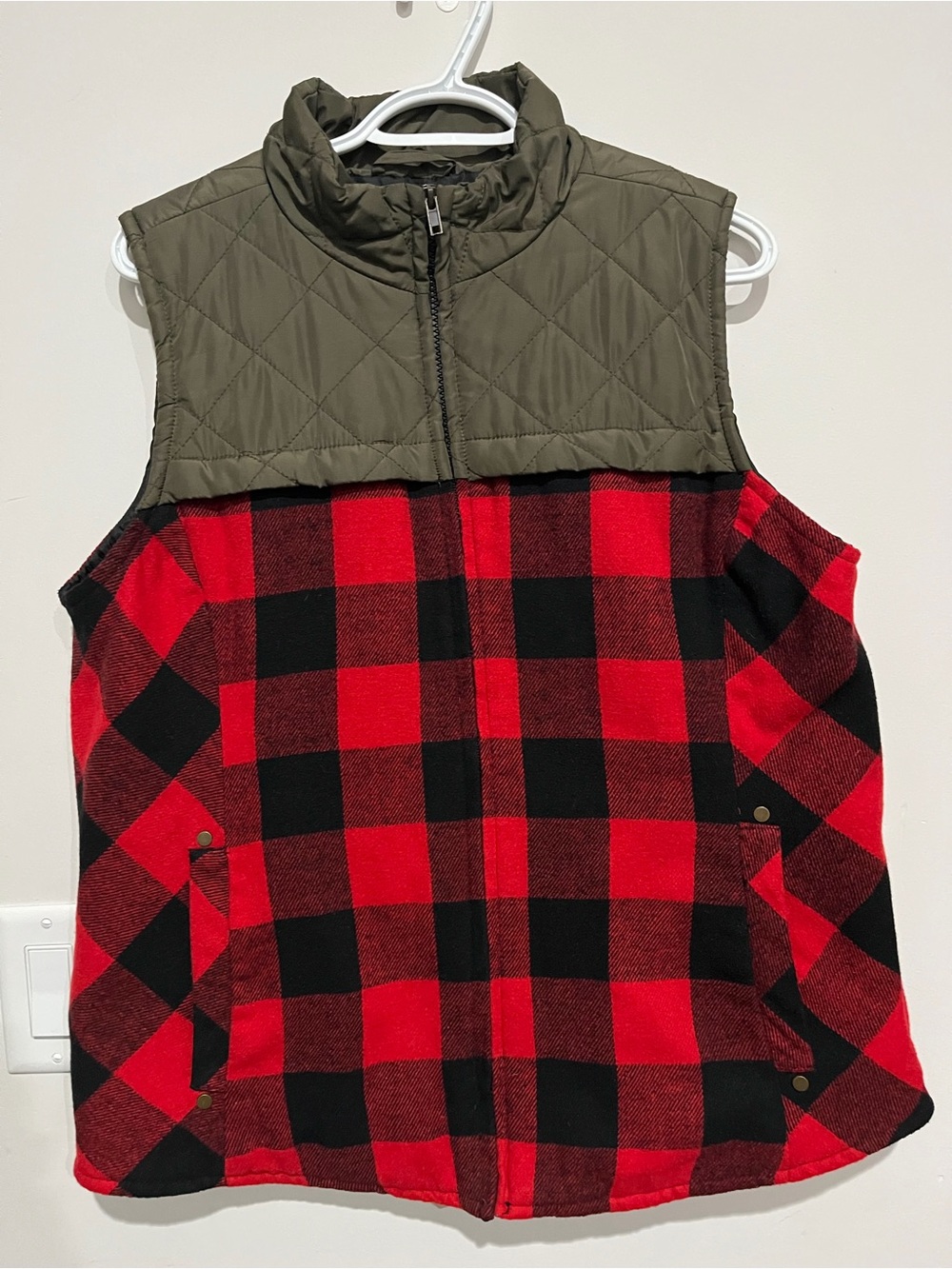 Maurice’s plaid flannel zip up vest